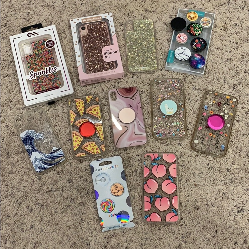 10 iPhone XR cases with 14 pop sockets